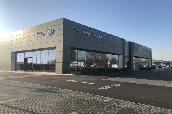 Hantall Jaguar Land Rover Dealership Derby (4)